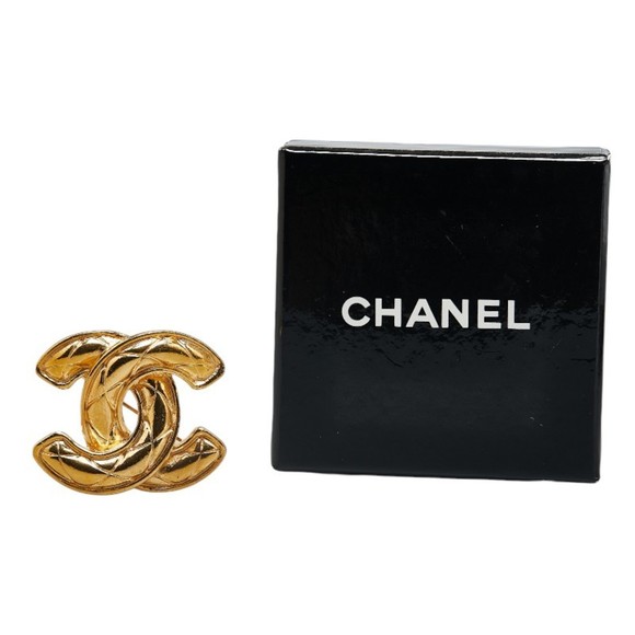 CHANEL Matelasse Coco Mark Brooch Gold Plated - Picture 5 of 5